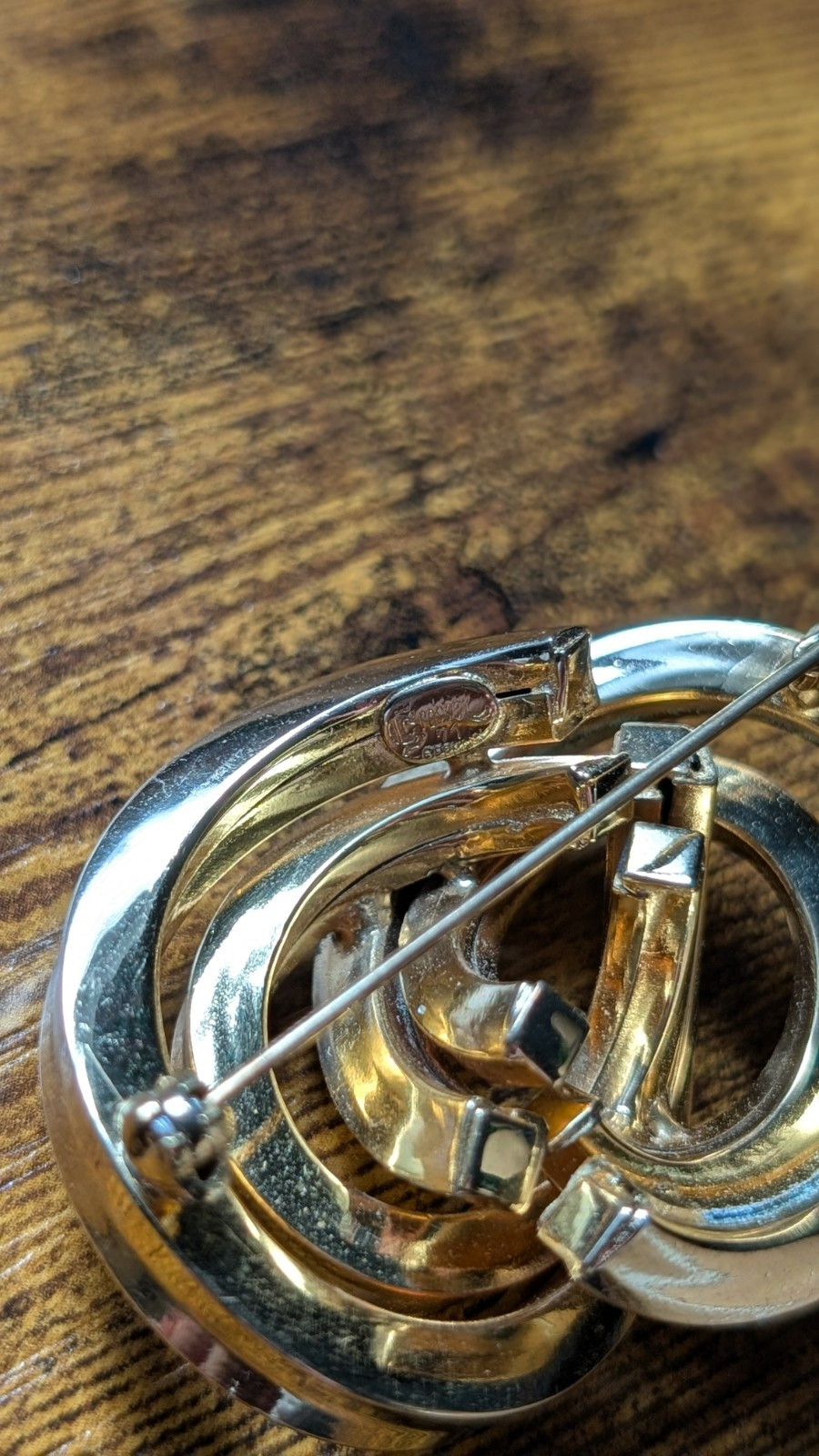 Vintage Grosse Germany Gold Plated Interlocking Infinity Love Knot 1971 Brooch