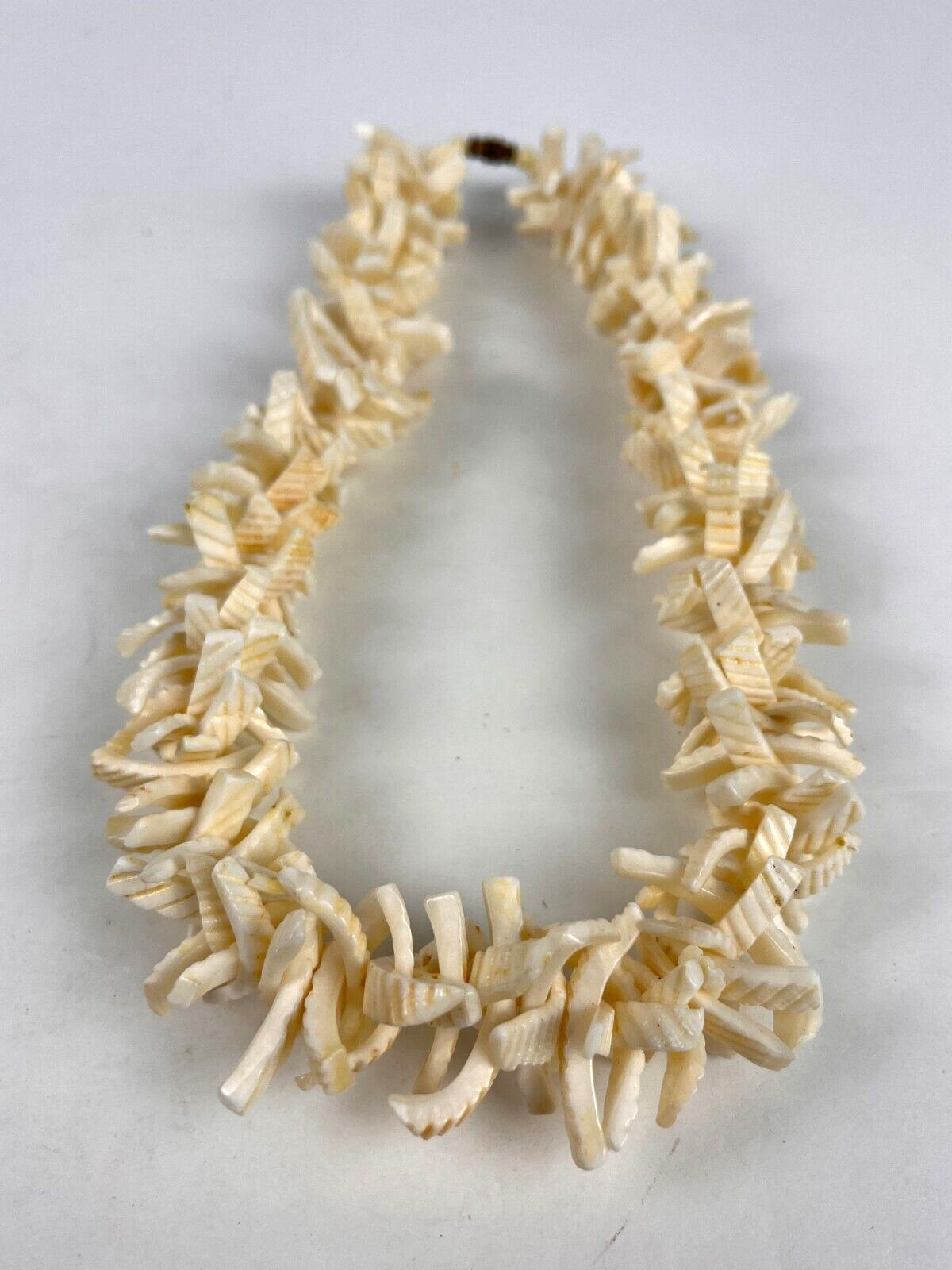 Vintage Natural Sea Shell Chip Choker Necklace Hand Made Boho Beach 17”