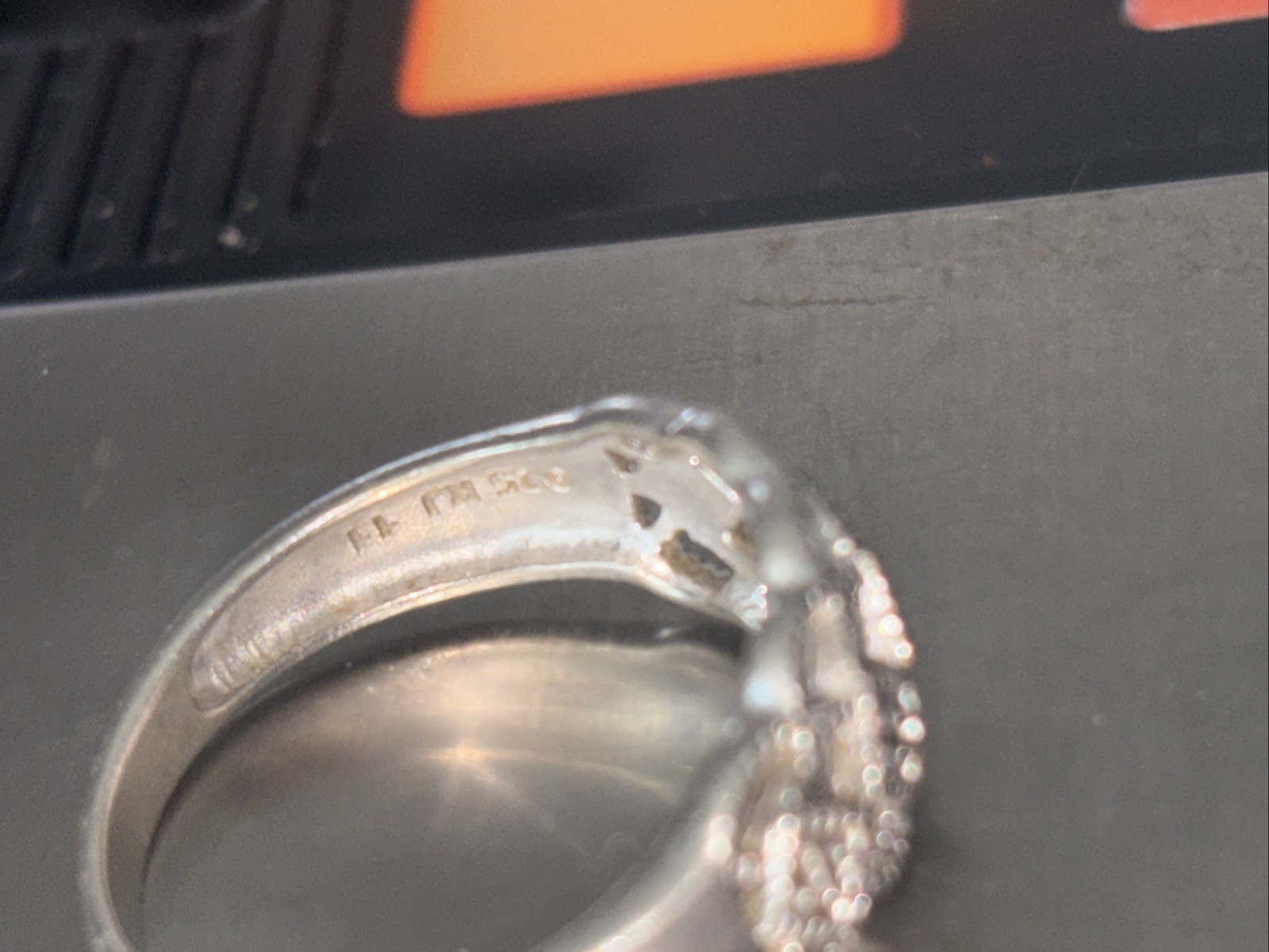 DESIGNER LJ STERLING SILVER CLEAR STONES FILIGREE TOP RING SZ 11. 925..3.56 G.