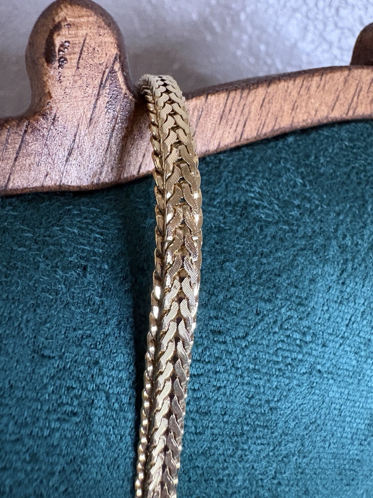 Vintage Napier Gold Tone Herringbone Chain Necklace 24” Wide 1cm