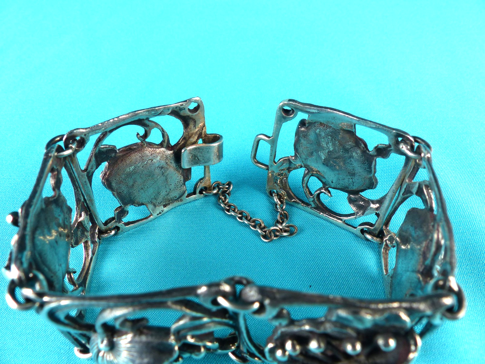 Vintage Art Nouveau 2.5 oz Sterling Silver Poppy Flower Panel Link Bracelet 77g