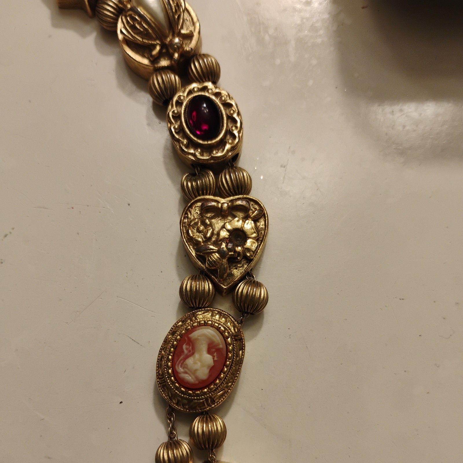 Vintag MCM Art Nouveau Goldette Slide Bracelet Cameo Cabochons 7″