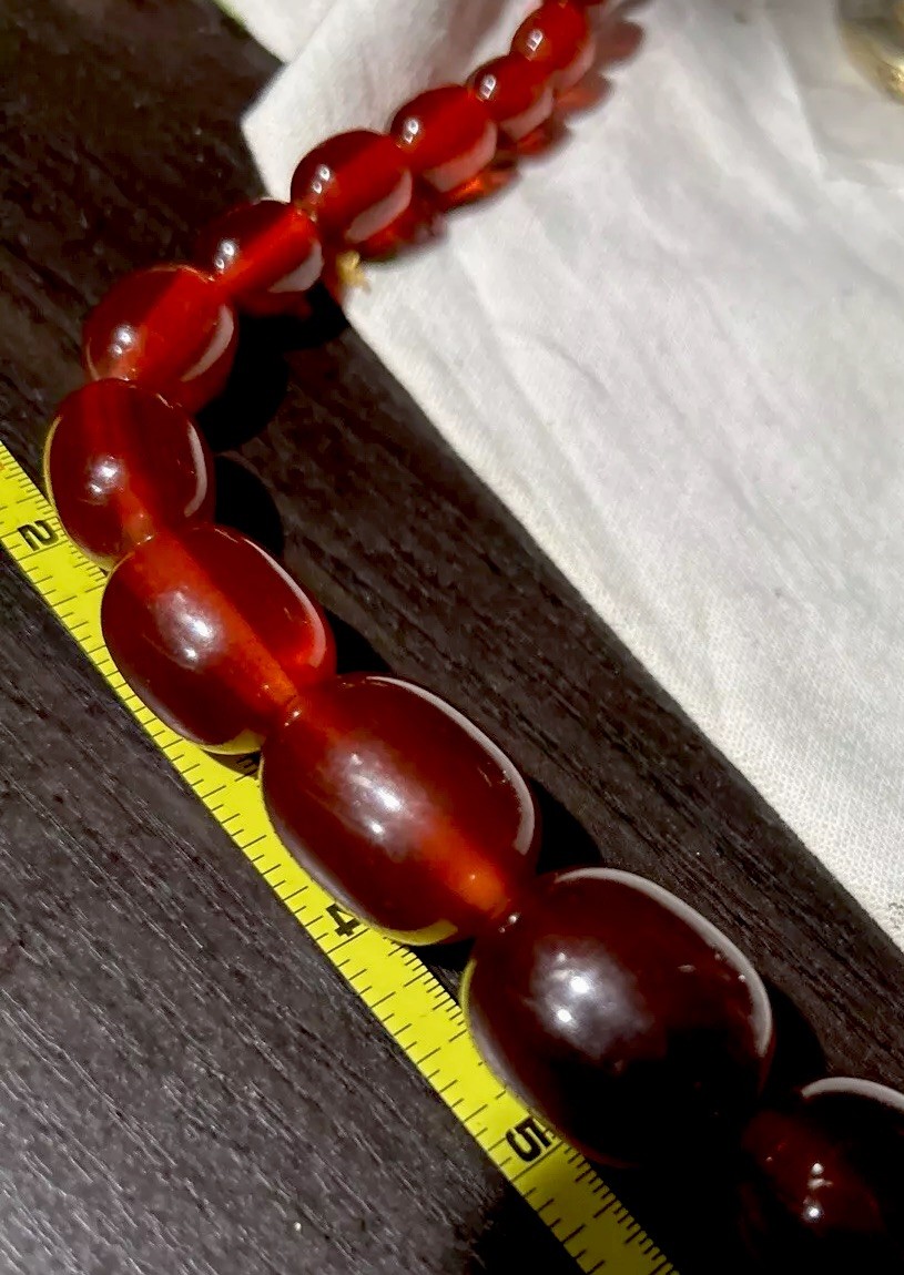 VINTAGE 64g GORGEOUS BAKELITE CHERRY AMBER TRANSLUCENT BEADS 21” NECKLACE Test