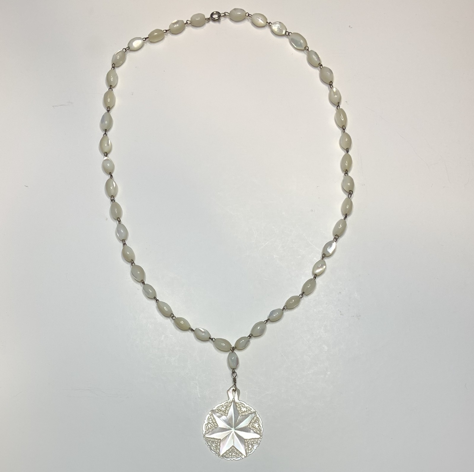 Vintage Mother of Pearl Bead Necklace with Star of Bethlehem MOP Pendant 23”