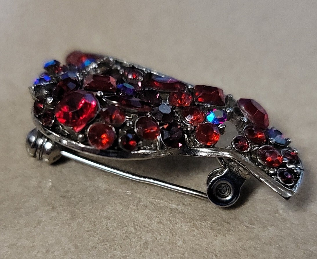 Vtg Red Hat Society Iridescent And Red Rhinestone Open Work Pin Brooch