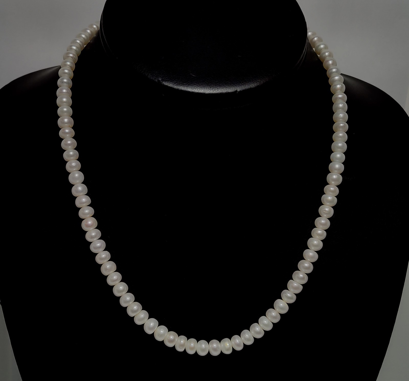 Beautiful Lustrous GENUINE NATURAL FRESHWATER PEARL 925 Sterling Silver Necklace