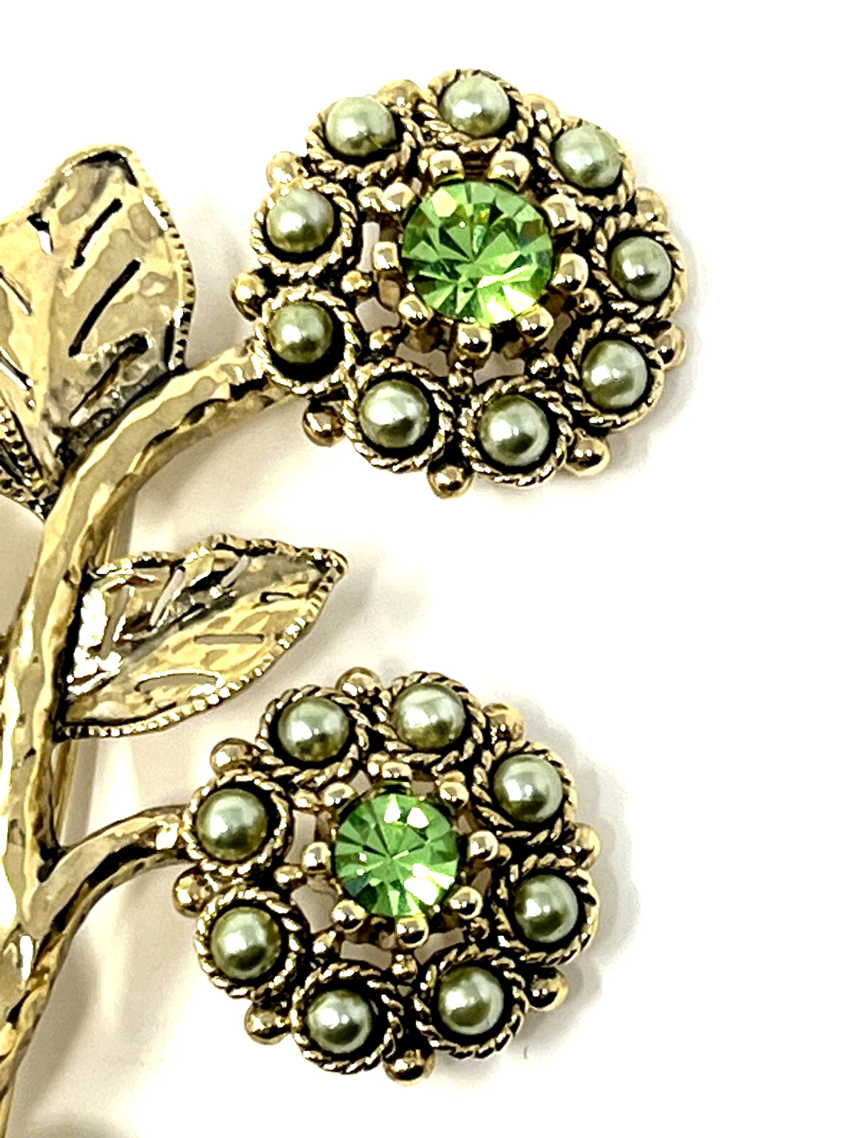 Liz Claiborne Pearl Flower brooch Signed LC Green Rhinestone