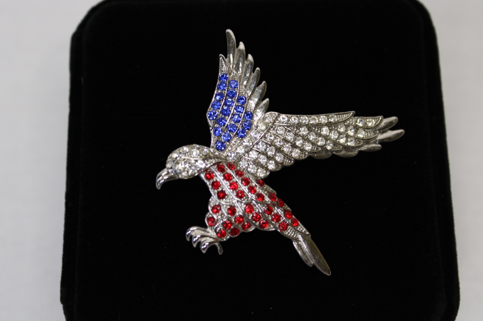 Patriotic Eagle Brooch & Flag Earrings Set Red White Blue Rhinestones USA 4th Ju