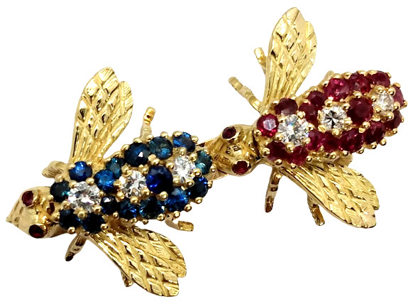 Elegant Vintage Diamond Ruby Sapphire 18K Gold Double Bee Brooch Pin Retro
