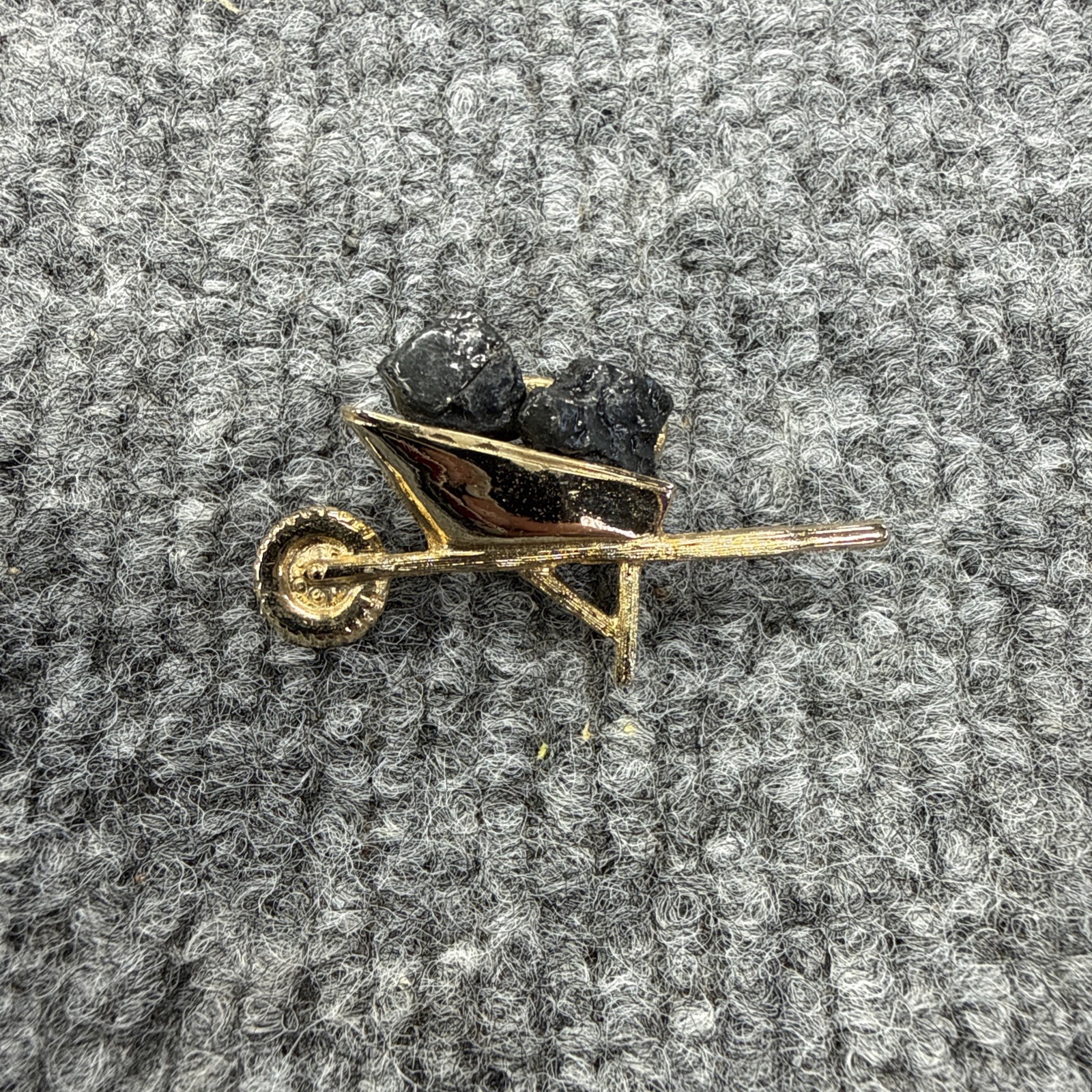 Vintage Tiny Coal in Wheelbarrow Brooch Pin Novelty Jewelry