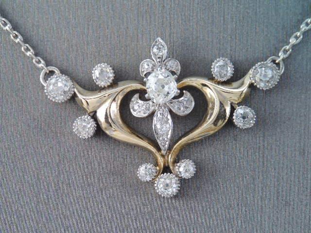 GORGEOUS ART NOUVEAU 18K / 17K GOLD & PLATINUM EUROPEAN CUT DIAMOND NECKLACE
