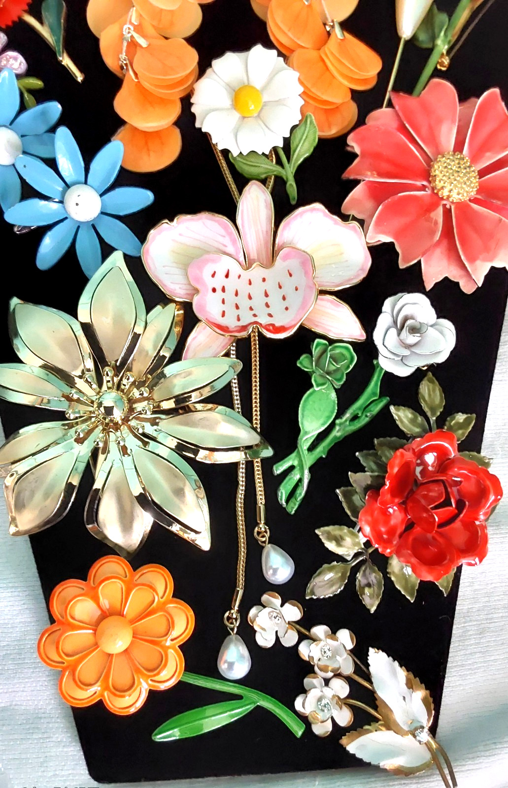 Vintage High End Flower Brooch Earring Necklace Jewelry Lot 15 pcs VGC