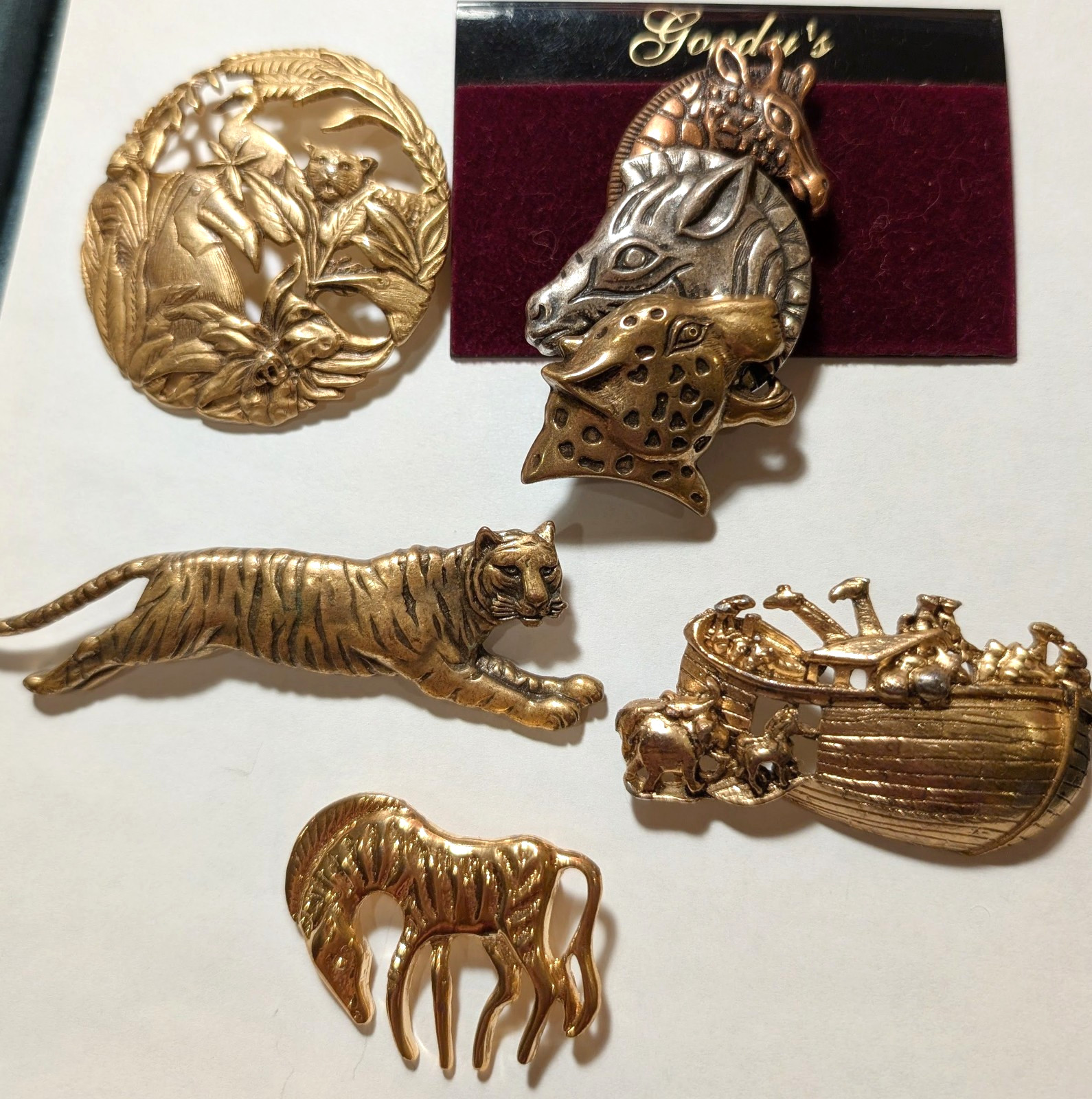 Vintage Safari Animal Broochs Jungel Theme Noah’s Ark Tiger Zebra Lot of 5