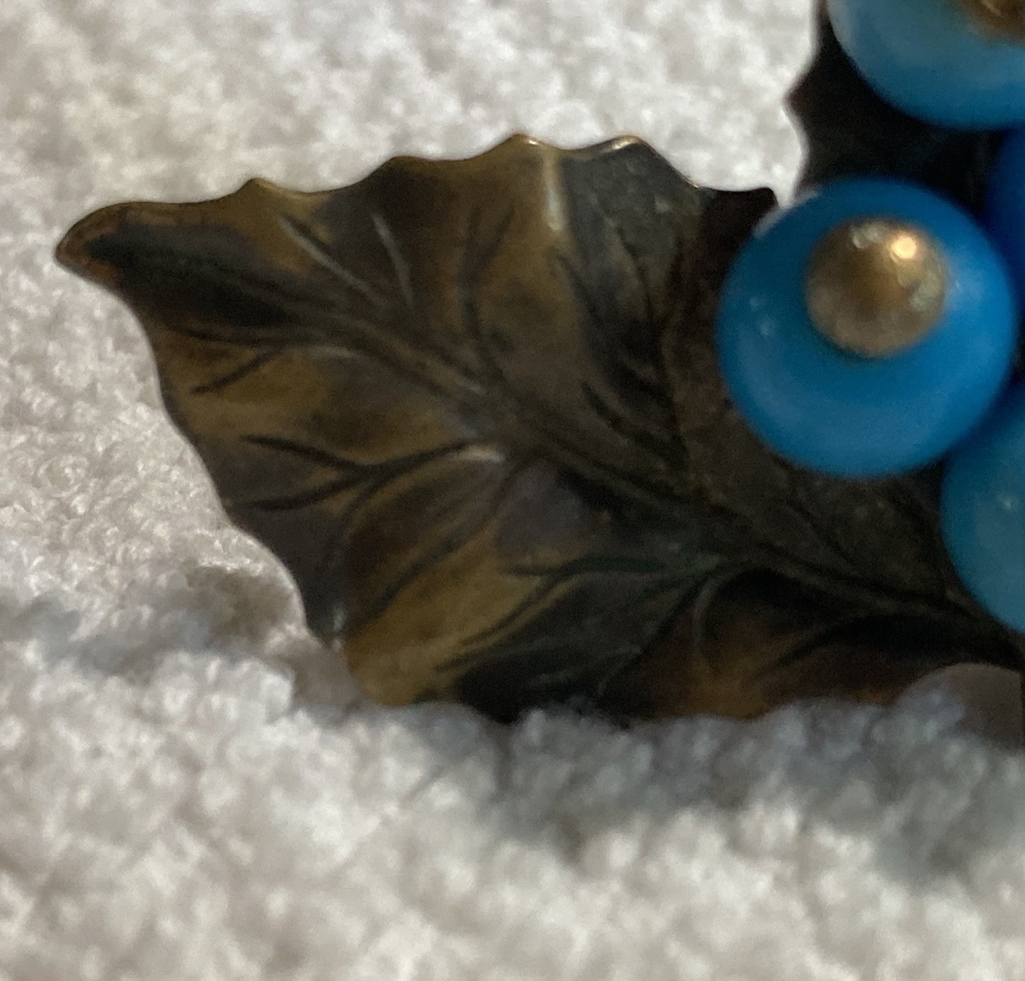Early Miriam Haskel Unsigned Layered Maple Leafs/Wired On Glass Berries Pre 1947