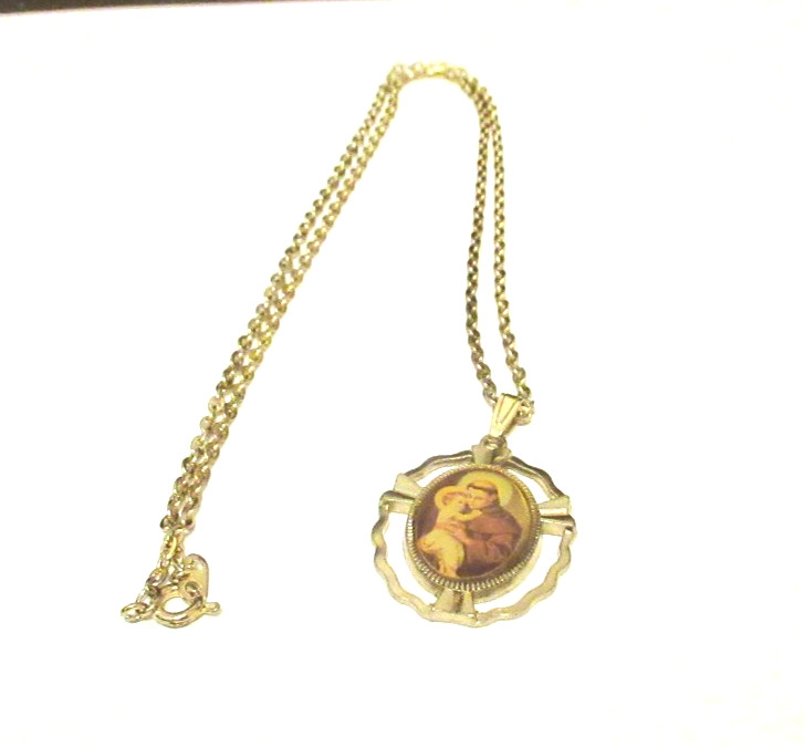 Vintage St Anthony Religious Necklace/ Pendant – Medal Gold Tone
