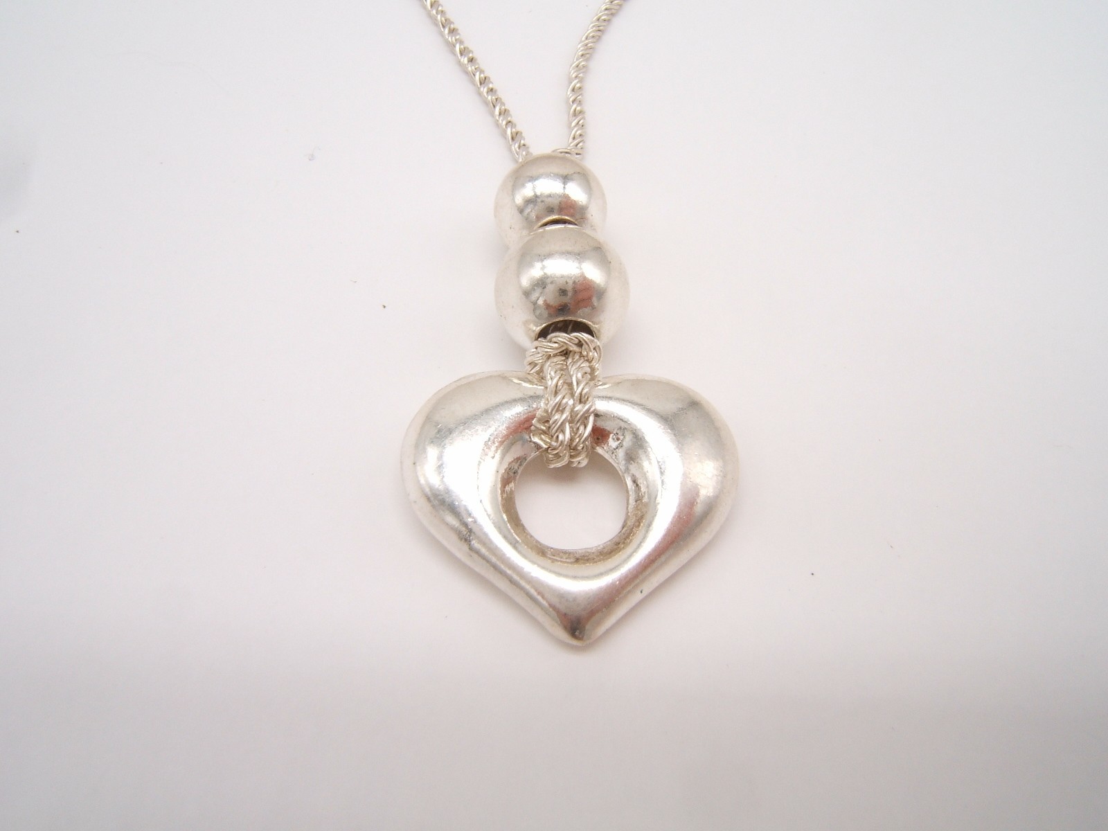 VTG MILOR HEART PENDANT NECKLACE LONG 18 3/4” LONG