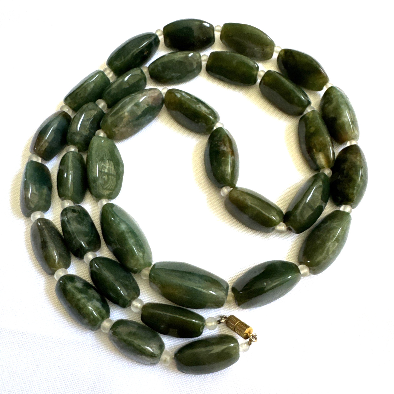 Vintage Chinese Export Natural Green Jade Graduated Bead Necklace 30″ Opera