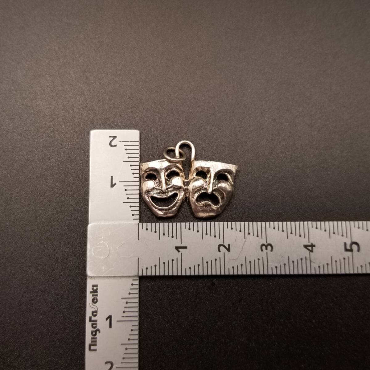 Two Face Smile/Sad Face Vintage Charm Silver Plated Pendant Head Sock and Baskin