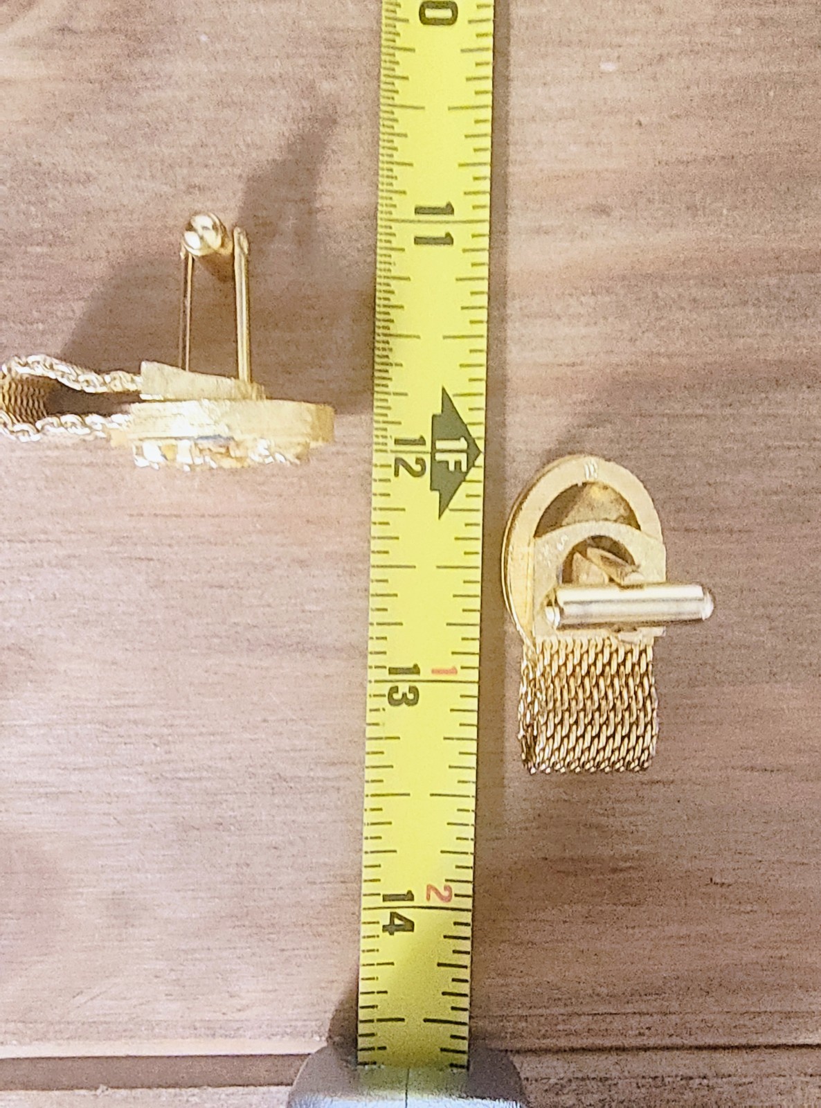 Vintage Swank Zodiac Horoscope Gold Tone Ram Aries Gold Tone Mesh Cufflinks