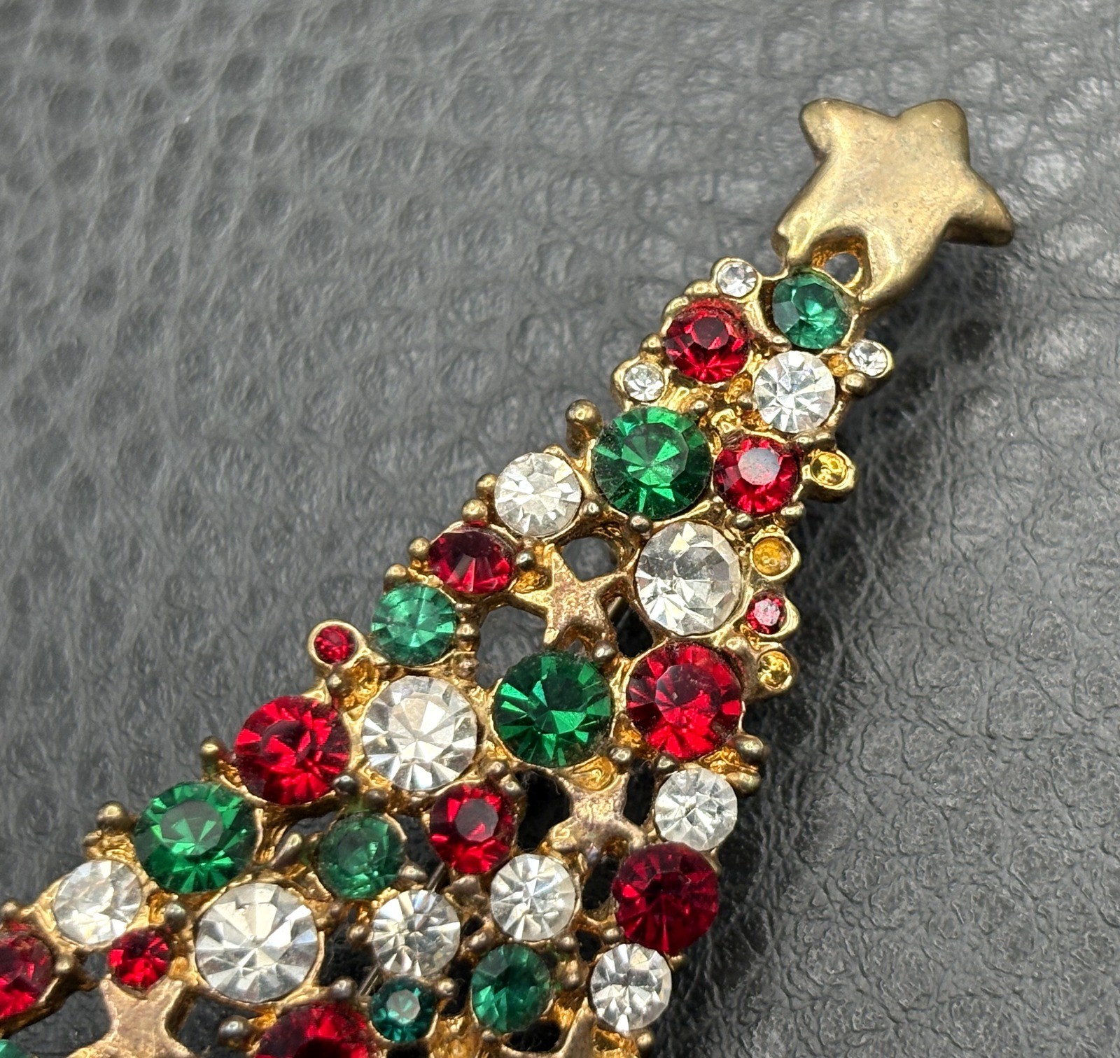 Vintage Large Gold Tone Christmas Tree Brooch Red Green Clear Rhinestone Pin