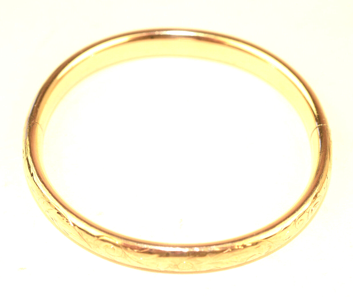 ANTIQUE 1912 10K YELLOW GOLD ETCHED DESIGN HINGED BANGLE BRACELET OPENS 13.7 gr.