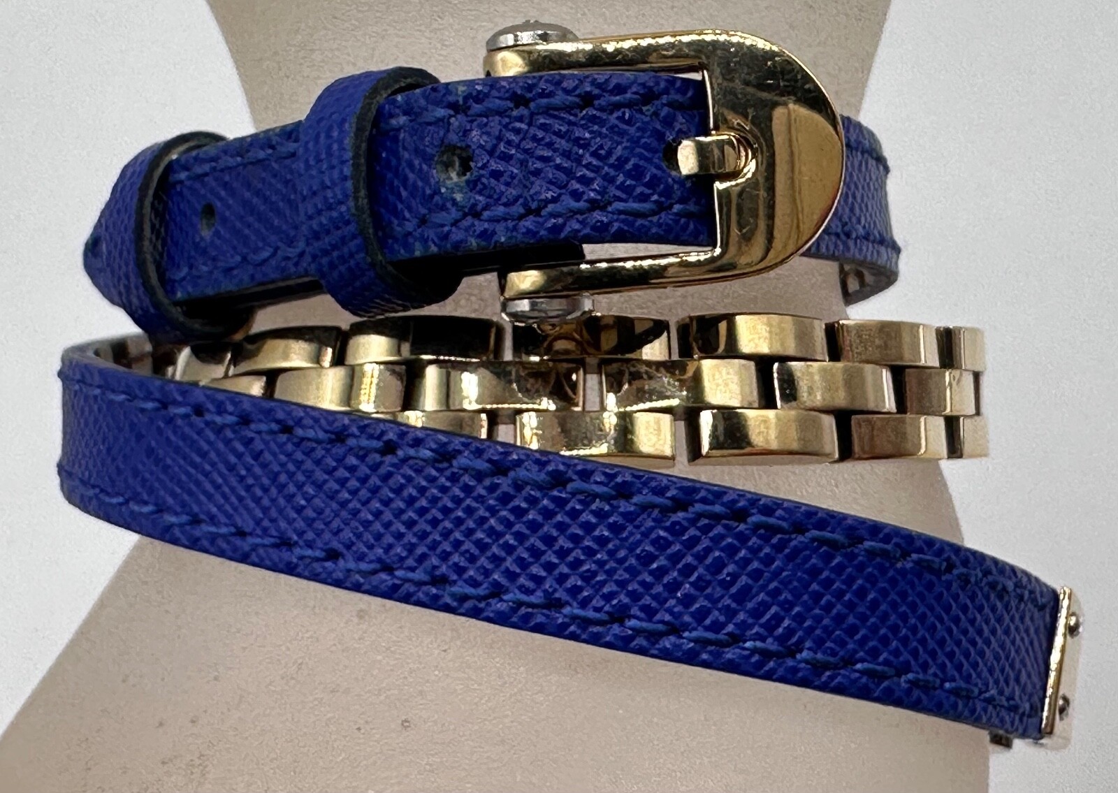HENRI BENDEL SIGNED GOLD PLATED BUCKLE LEATHER NECKLACE BRACELET SAMPLE BELT 22″