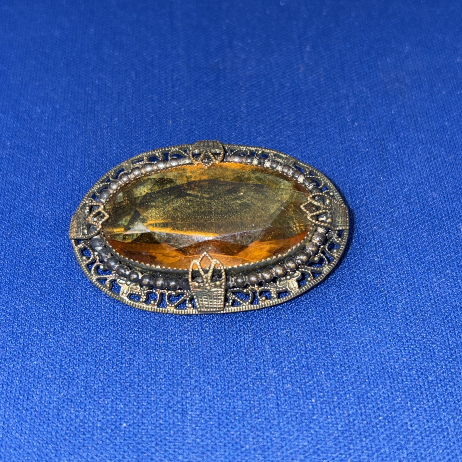 Vintage Oval Honey Amber Czech Glass Gold Tone Victorian Filigree Brooch