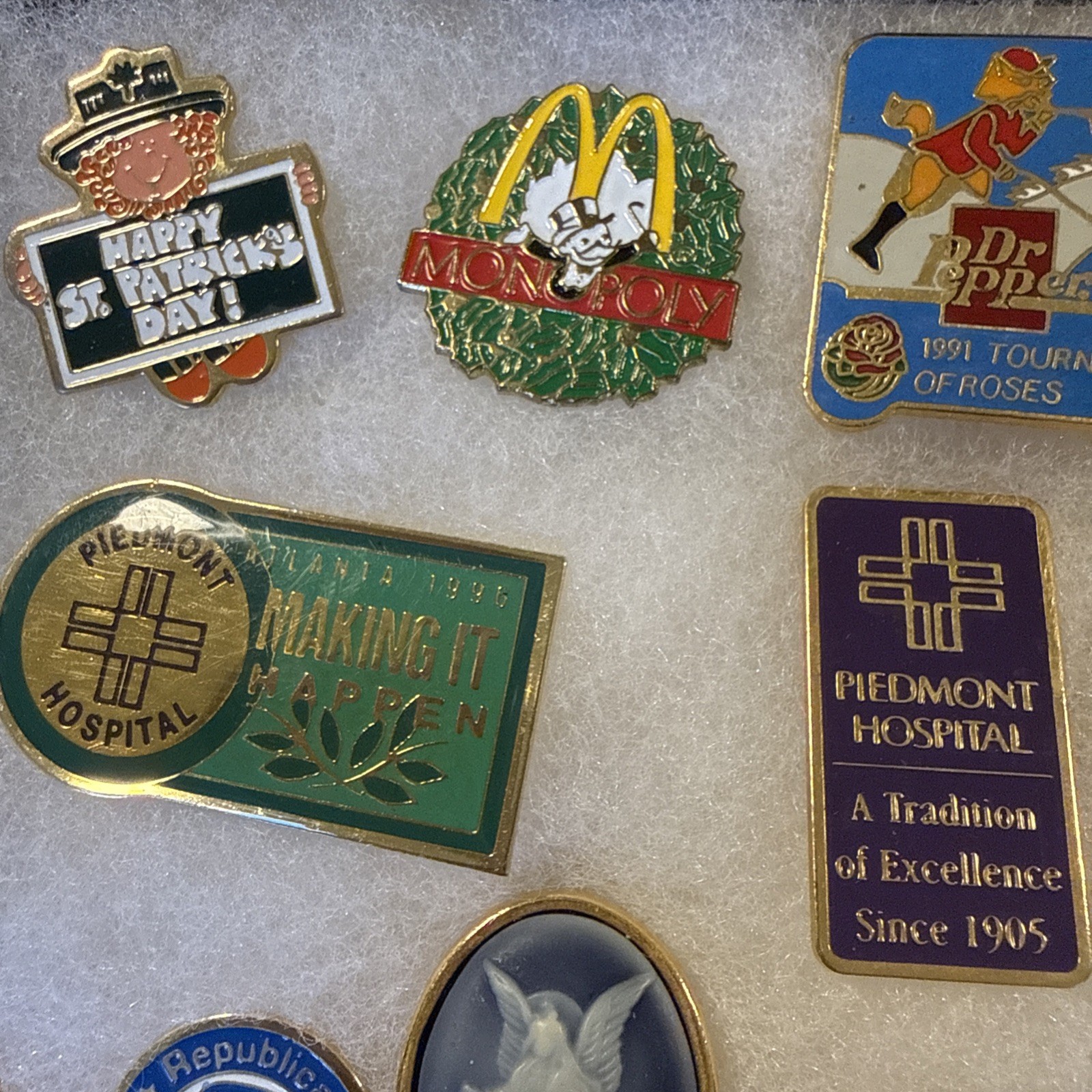 Pin Lapel Hat Flare State Miscellaneous Georgia Varsity Irish Flag Cow 32 Pins