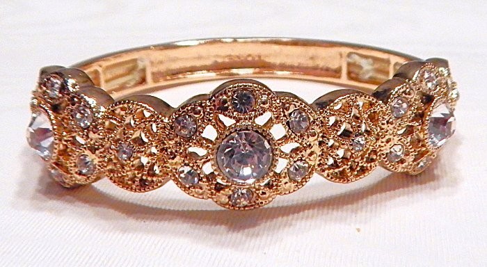 Retro Vintage MONET Rhinestone Cuff Bracelet Stretch NWOT S41