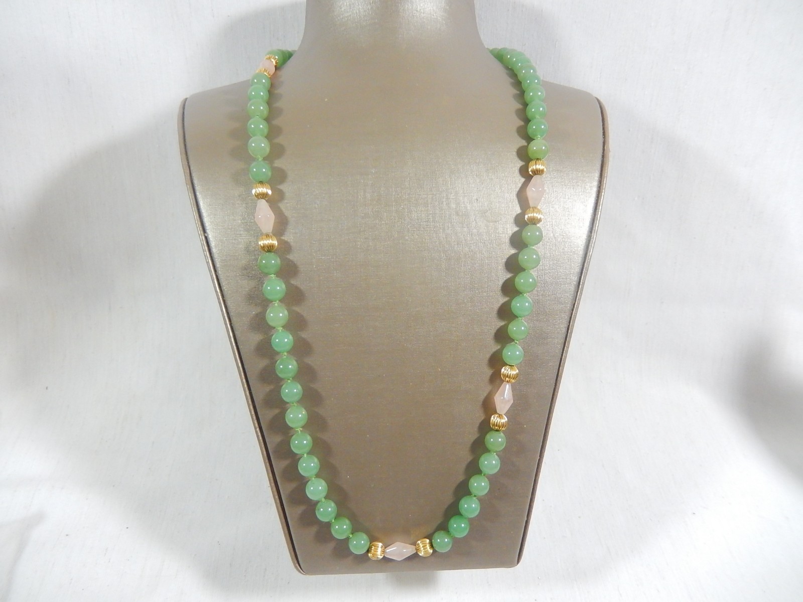 VTG HAND KNOTTED NEPHRITE JADE ROSE QUARTZ & GP BEAD 32″ NECKLACE