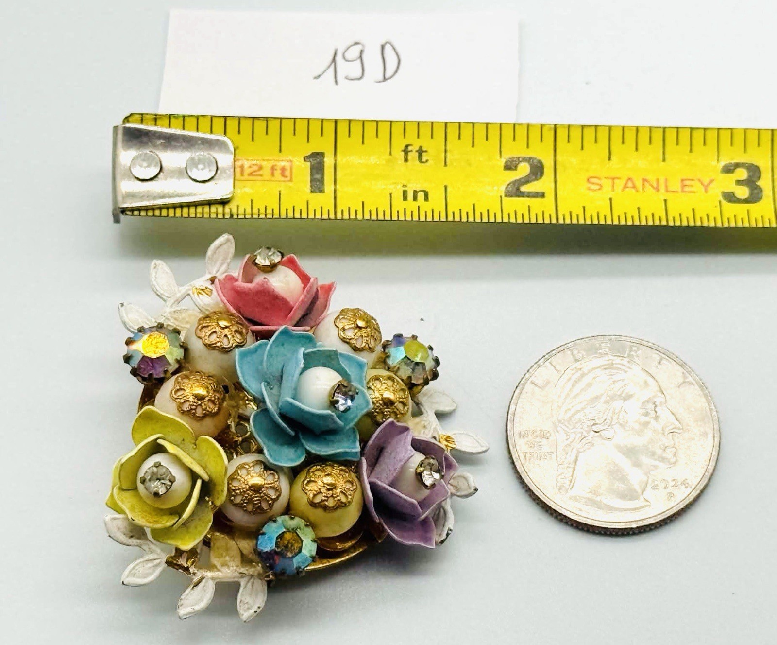 Vtg Unmarked Weiss? Full Floral Bouquet Enamel AB Rhinestone Brooch Pin