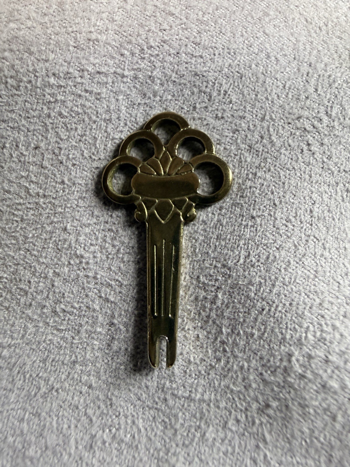 Antique Vintage Clip Tension Collectible Ease Key to Adjust K Clip Earrings RARE