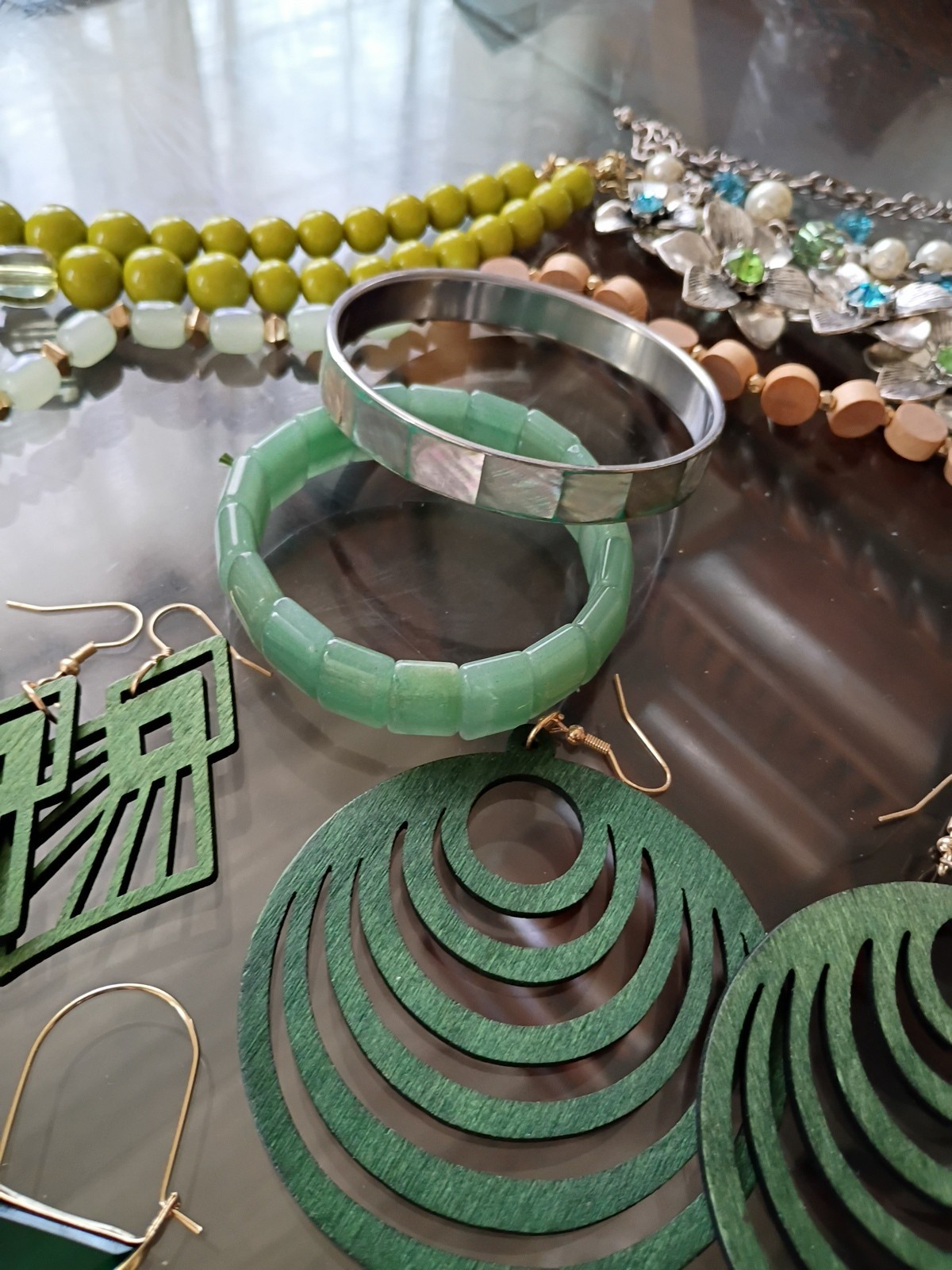 Costume Jewelry: Lot of Green Necklaces Earrings and Bracelets Vintage to Modern