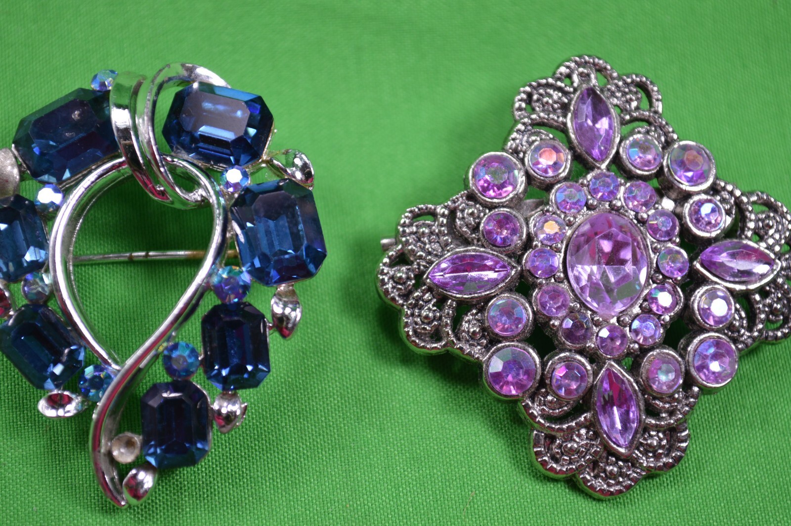 2 Vintage Crystal Rhinestone Brooch Pins,Blue Signed Lisner & Violet/Pink, M93