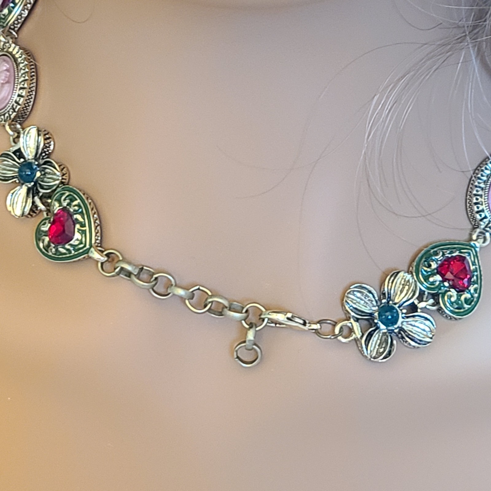 Romantic Victorian Style Enamel Red Rhinestone Heart Pink Faux Cameo Choker 17.5