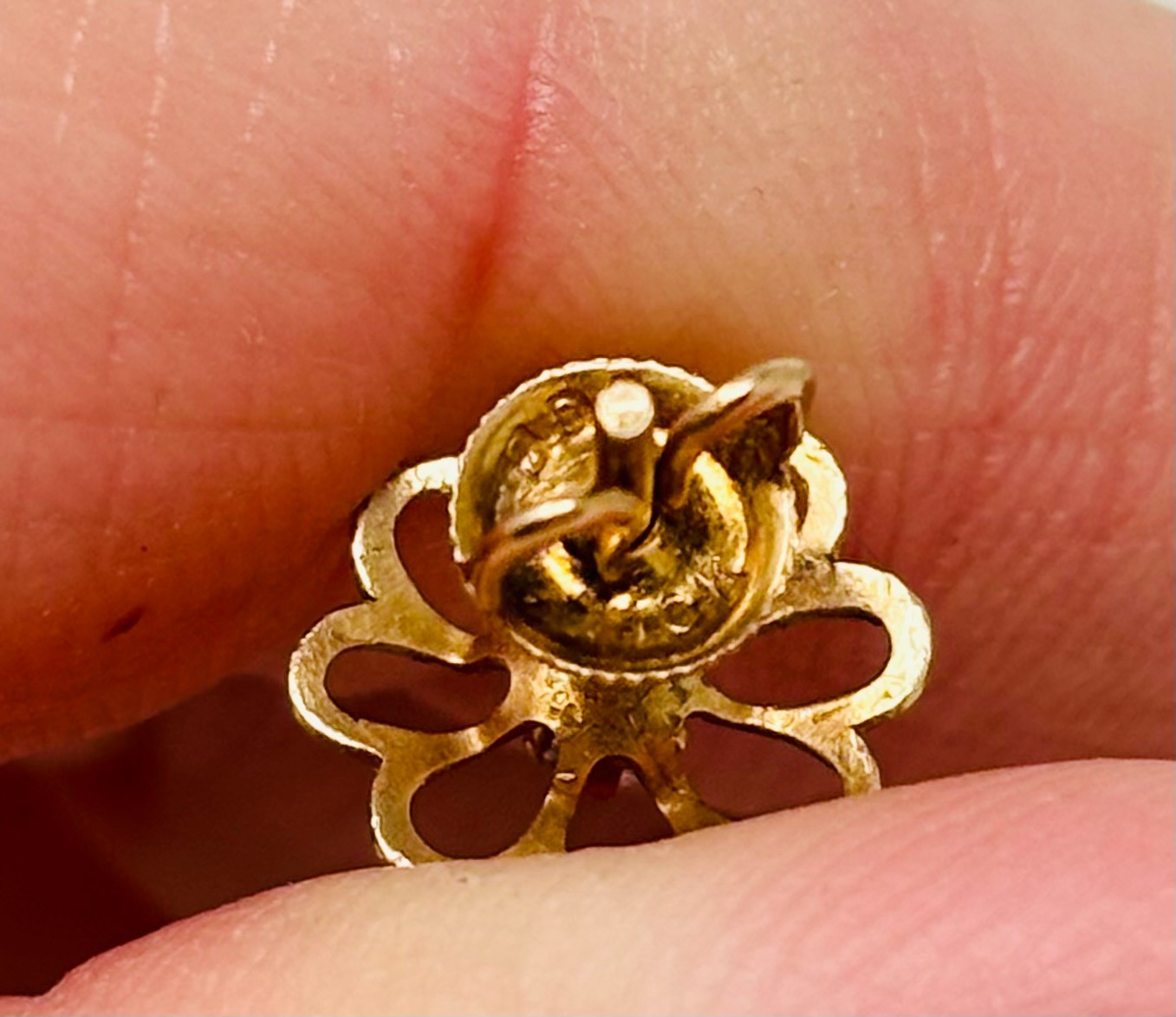Vtg. BDA Budlong Docherty & Armstrong 10k Gold Flower Stud Earrings Screw Back