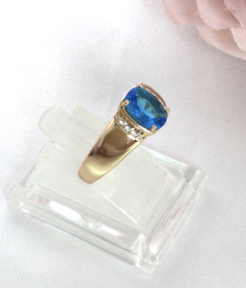 Vintage Jewellery Gold Ring Blue Topaz White Sapphires Antique Deco Jewelry