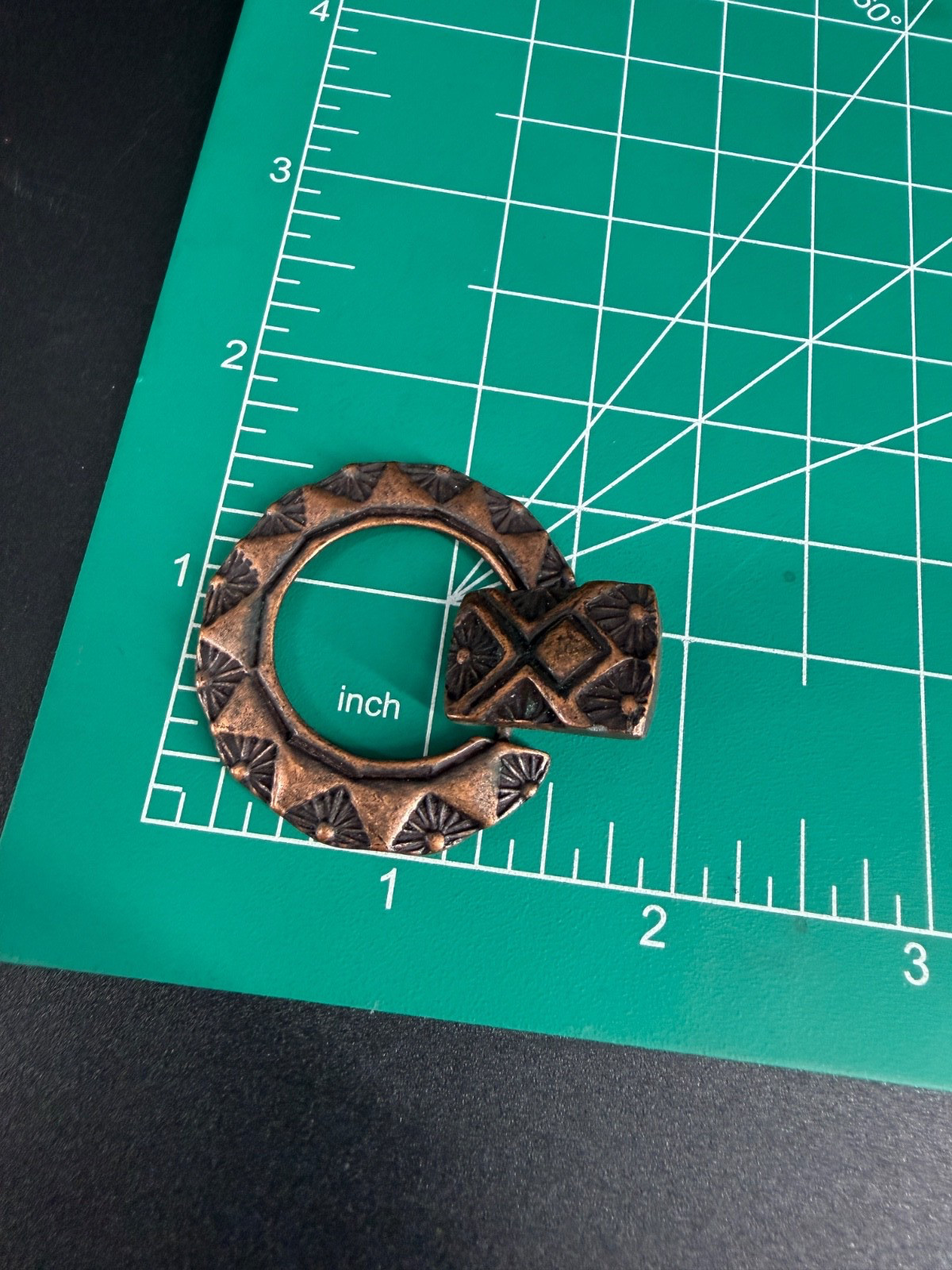Vintage Southwestern Copper Tone Hoop Earrings Tribal Statement Door Knocker