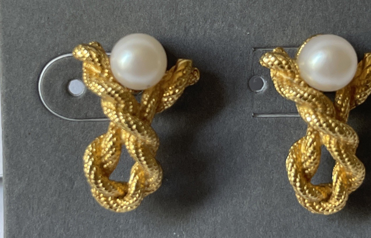 Vintage Gold Tone Knotted Rope Pearl Earrings