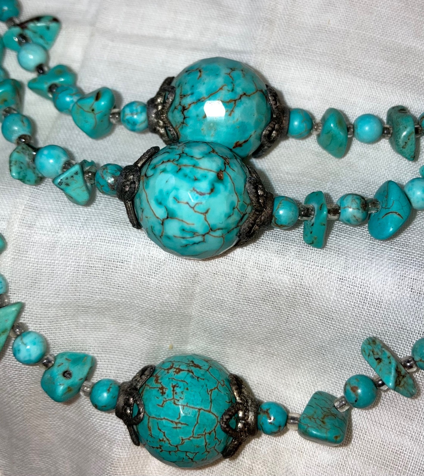Layered Necklace Silver Tone Glass & Natural Howlite Stone Beads Vtg Multistrand