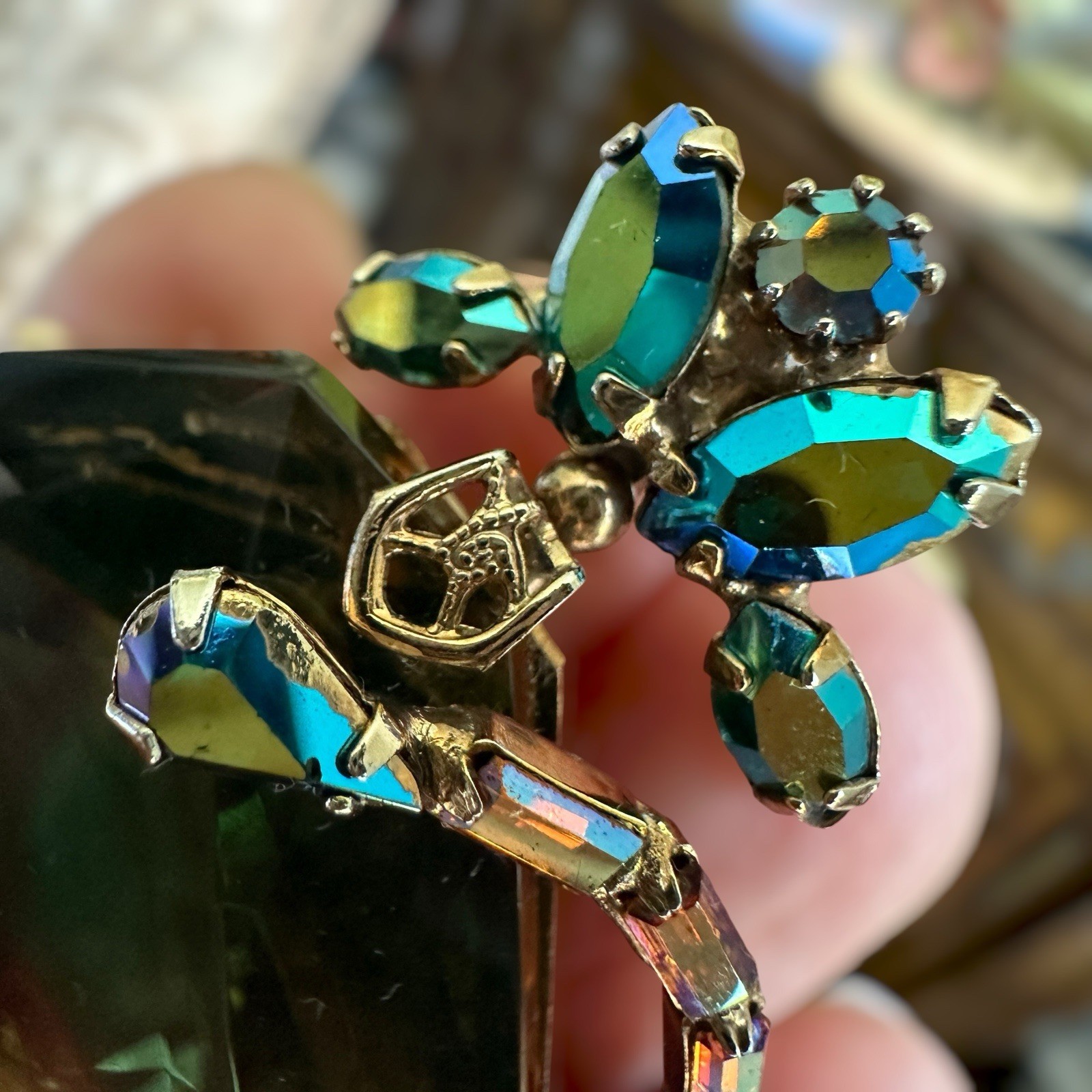VTG Shadowbox Cocktail Brooch 2 Inch Vitrail Emerald Cut Blue AB Gold Filigree