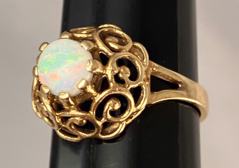 Vtg 14k Yellow Gold Opal Filigree Ring Size 6, 2.6 Grams, Raised Setting OOAK!