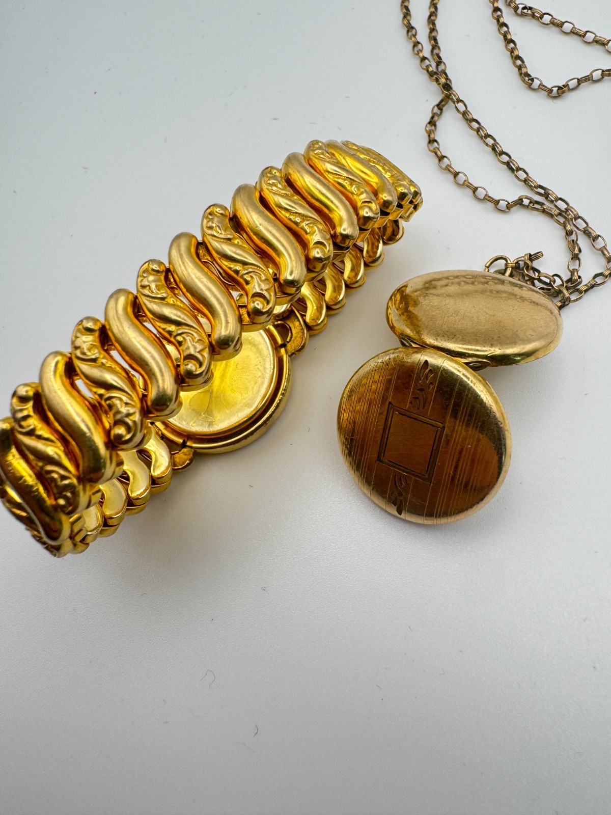 Vintage Sweetheart Bracelet Locket Set American Queen Expansion WWII SMALL BABY