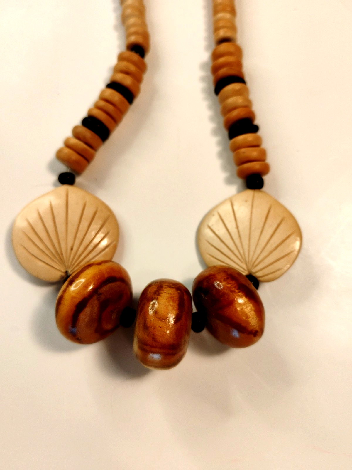 VTG Carved Shell Amber Resin Beads Ethnic Boho African Organic Necklace