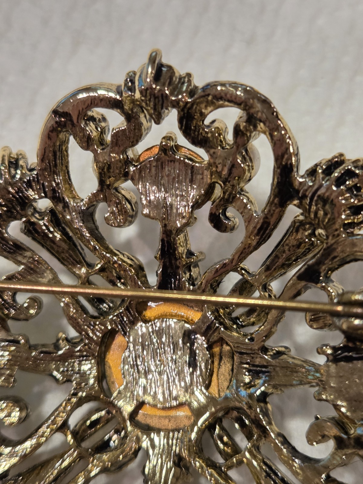 Vintage Blue & Green Rhinestone Gold Tone Filigree Hearts Flower Brooch Pin