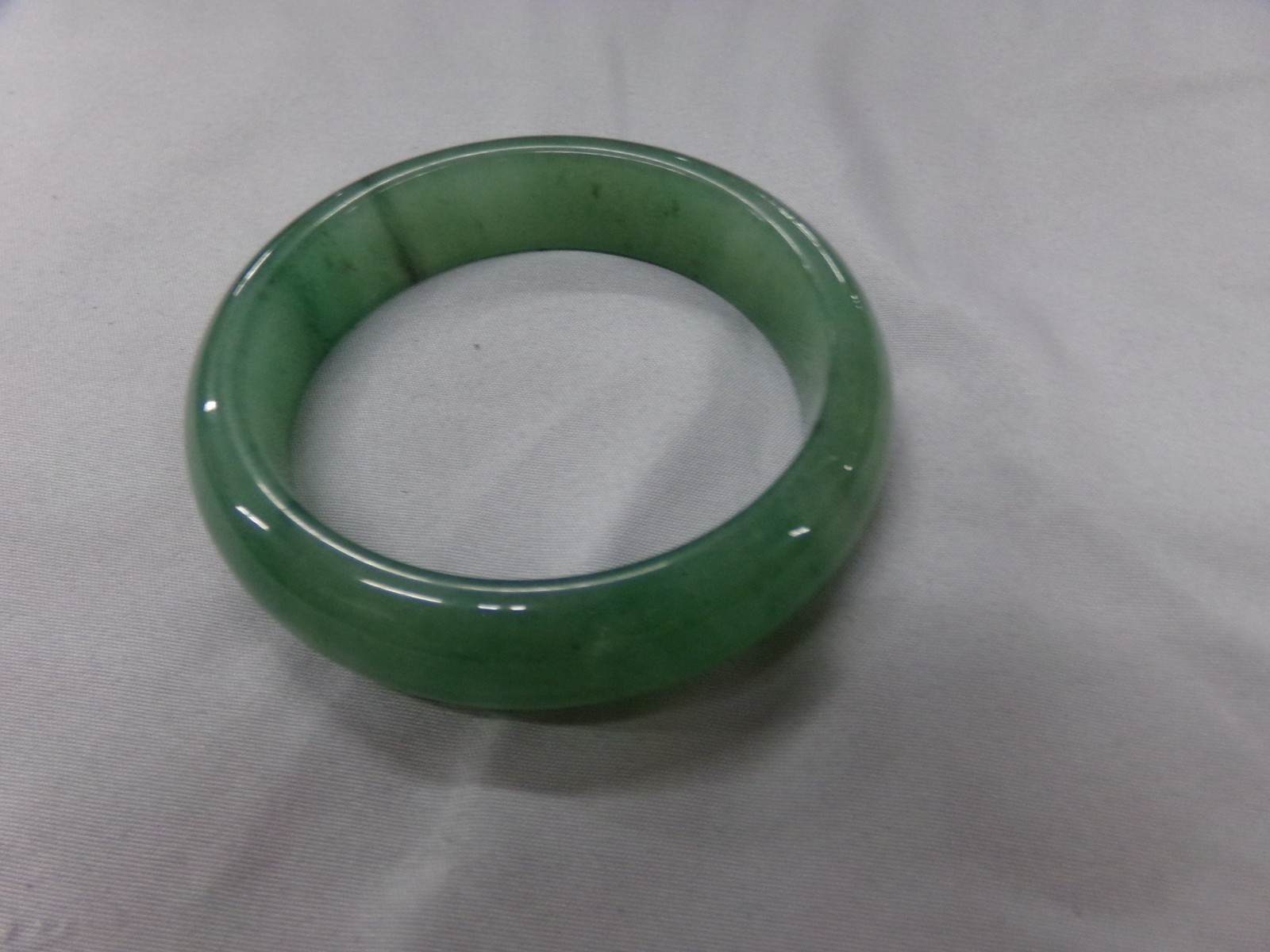 Vintage Natural Green Jadeite Jade Bangle Bracelet Womens Size 6 1/2
