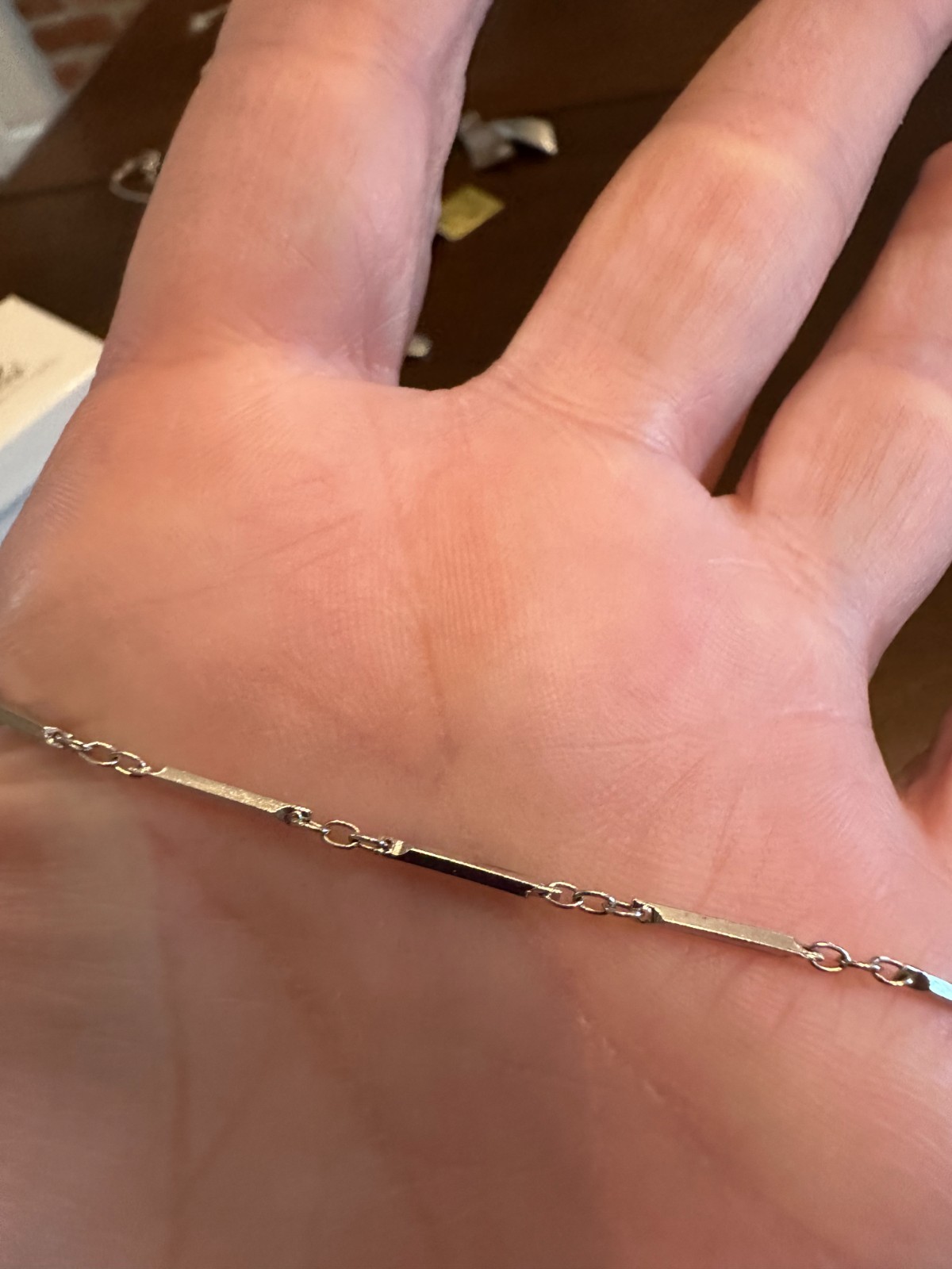 Vintage Crown Trifari 15″ Silver-tone Bar Link Chain with Apple Pendant NIB