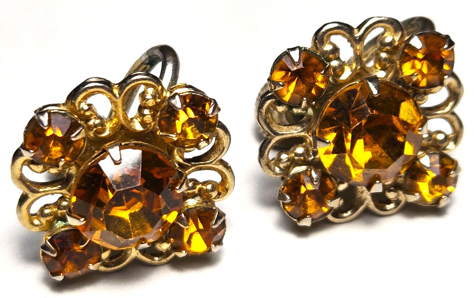 Vintage Art Deco/Nouveau Pretty Gold Glass Sparkly Gold Tone Screw Back Earrings
