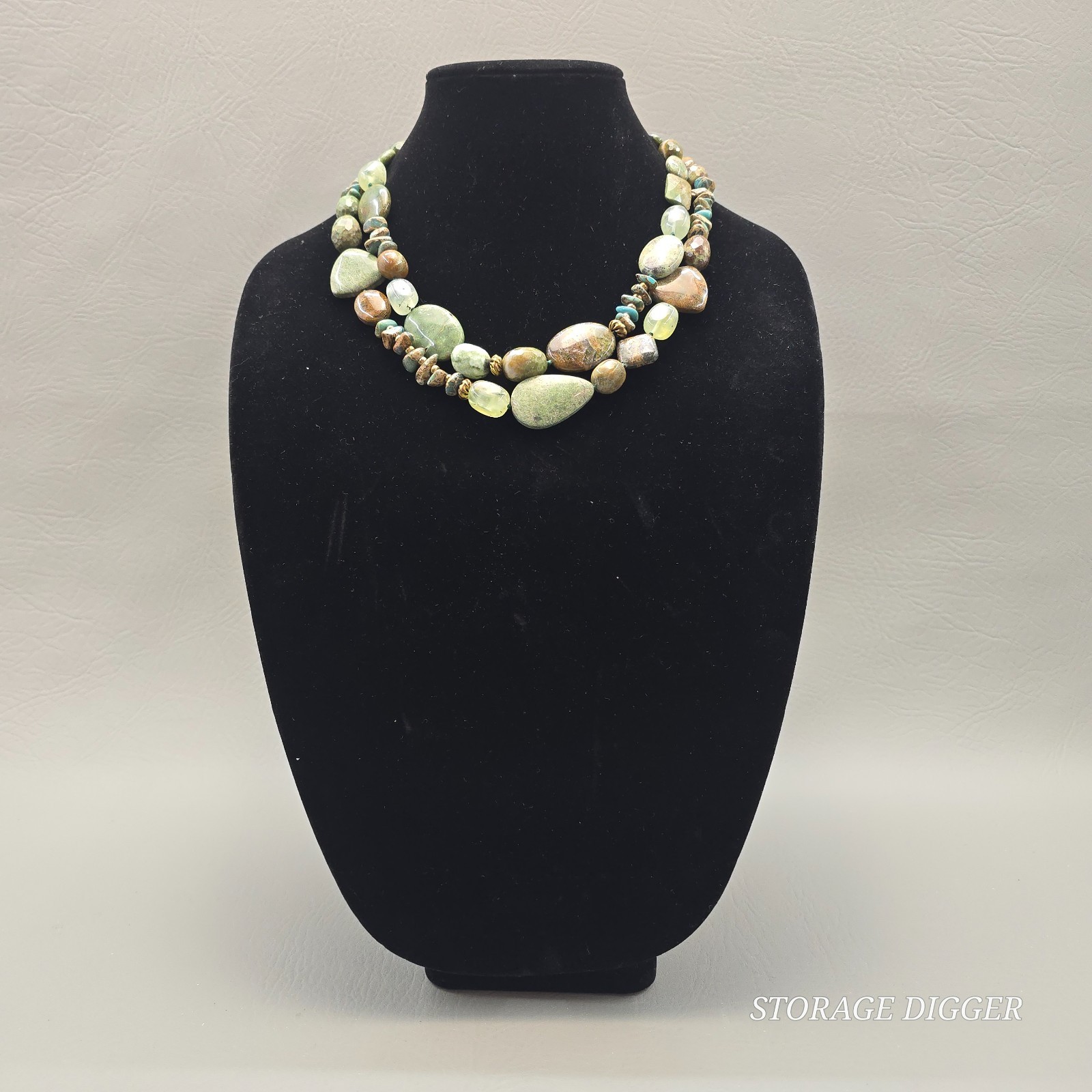 VTG Coldwater Creek Double Strand Beaded Necklace Gold Tone Green Mixed Stone