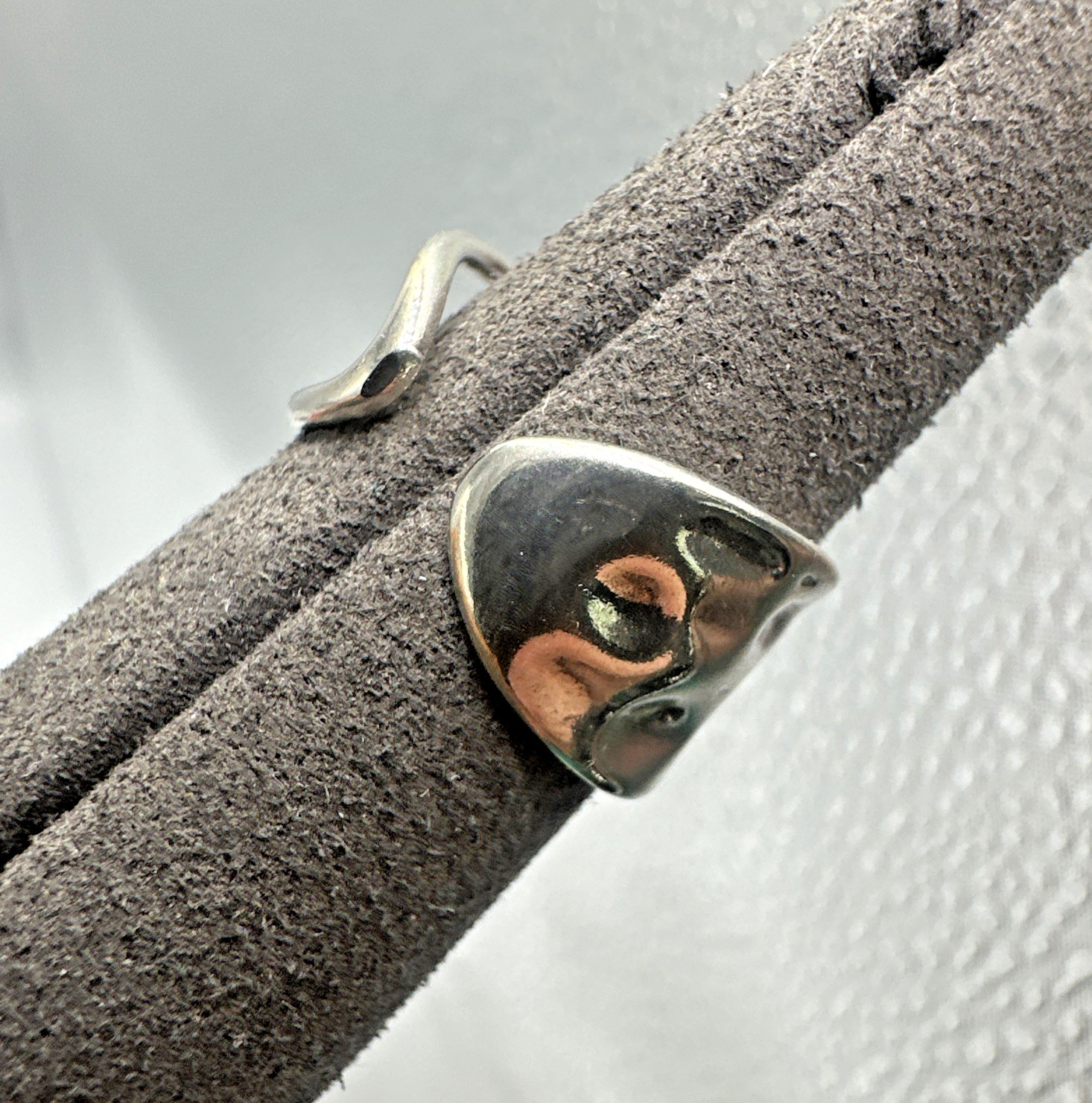 Vintage Modernist Hammered & Open Work Sterling Silver Ring Size ~6